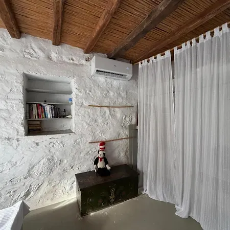3 Bd Stonehouse With Swimming Pool * Paraspori (Paros)