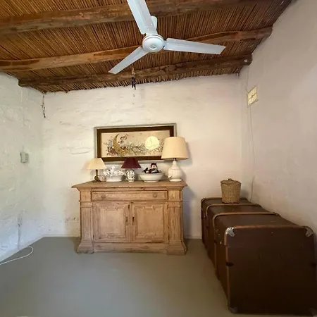 וילה 3 Bd Stonehouse With Swimming Pool *