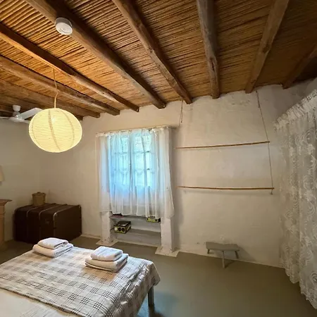 3 Bd Stonehouse With Swimming Pool וילה *