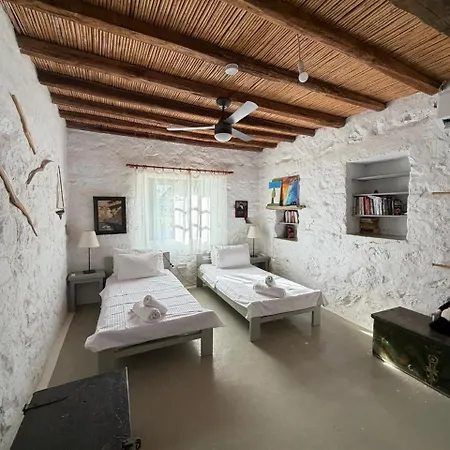 3 Bd Stonehouse With Swimming Pool Villa Paraspori (Paros)