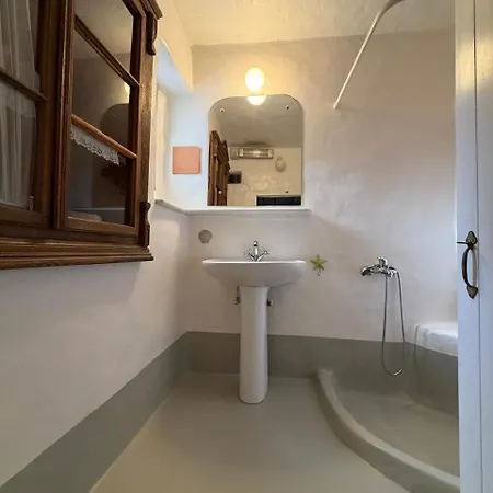 3 Bd Stonehouse With Swimming Pool וילה *