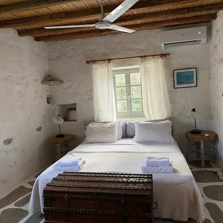 3 Bd Stonehouse With Swimming Pool *